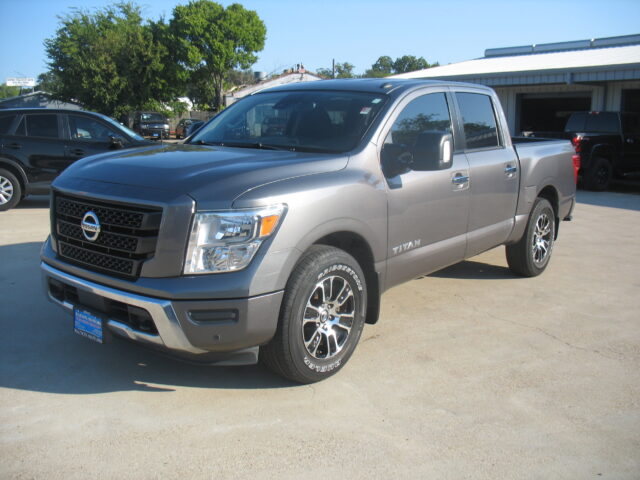 2020 Nissan Titan