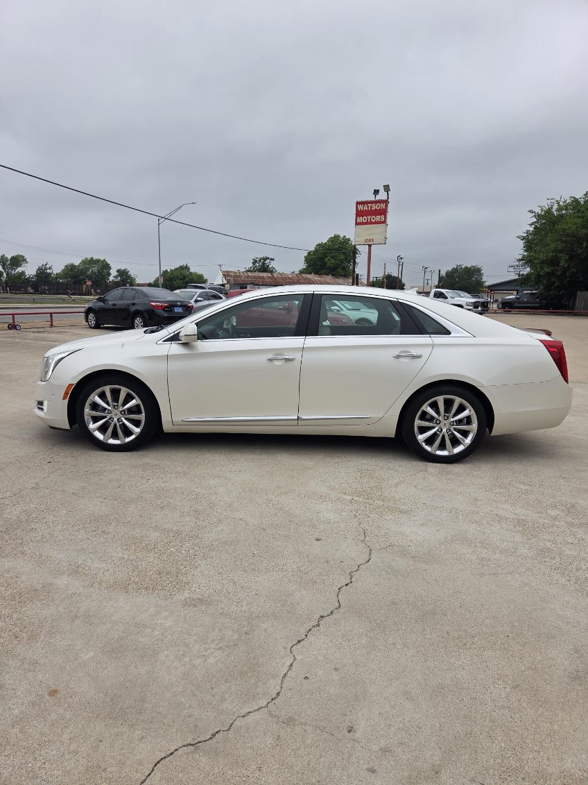 2014 Cadillac XTS 3.6L FWD Luxury Collection's photo